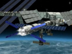 Jules Verne pushing the ISS along (ESA)