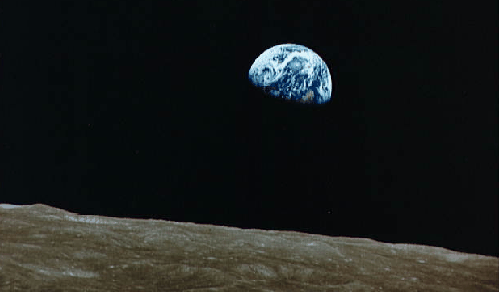 Apollo 8 Astronaut Bill Anders Reflects on Earthrise Picture