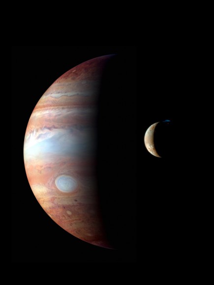 Jupiter and Io, captured by New Horizons. Image credit: NASA/JPL Jupiter and Io, captured by New Horizons. Image credit: NASA/JPL