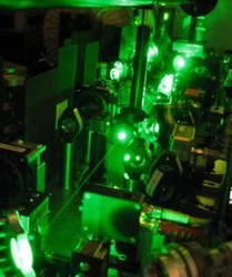 The laser \"squeezer\" equipment (Keisuke Goda)