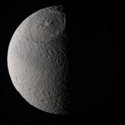 Saturn\'s moon Tethys. Image credit: NASA/JPL/SSI