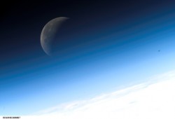 Moonrise. Image credit: NASA Moonrise. Image credit: NASA
