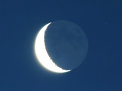 The Moon with Earthshine. Image credit: Ilmari Karonen The Moon with Earthshine. Image credit: Ilmari Karonen