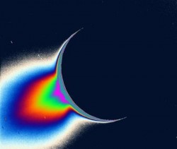 Life's smoking gun? The plume above Enceladus (NASA)