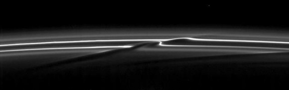 Streamers and channels. Credit: NASA/JPL/Space Science Institute" Streamers and channels. Credit: NASA/JPL/Space Science Institute"
