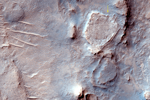 Home Plate is the raised plateau. Spirit is the dark spot at the 1 o'clock position. Image: NASA/JPL/University of Arizona Home Plate is the raised plateau. Spirit is the dark spot at the 1 o'clock position. Image: NASA/JPL/University of Arizona