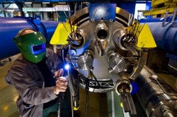 The first replacement magnet for sector 3-4 arrived at CERN last Saturday (CERN)