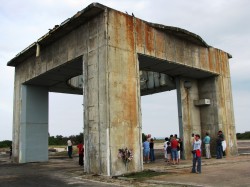 pic-2-remains-of-pad-34-complex All that remains of the original Pad 34 complex where Ed White, Gus Grissom and Roger Chaffee lost their lives in a pad fire in 1967. Image credit Dave Reneke