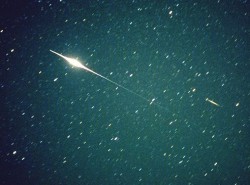 An iridium flare from an orbiting satellite. Credit:HobbySpace.com
