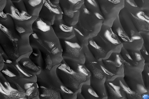Proctor Crater dune field, 2007. Credit: NASA/JPL/U of AZ Proctor Crater dune field, 2007. Credit: NASA/JPL/U of AZ
