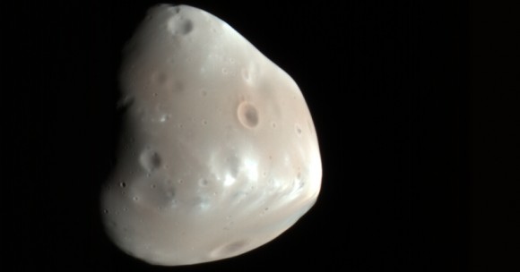 Deimos. Credit:  NASA/JPL/U of Arizona