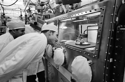 Scientists in the Lunar Receiving Laboratory. Credit: NASA Scientists in the Lunar Receiving Laboratory. Credit: NASA