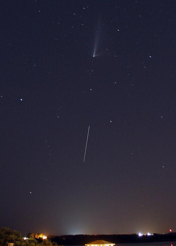 Shuttle and ISS on 9/9/09.  Copyright Clair-Perry