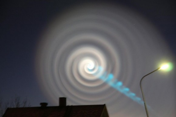 The spiral as seen over Borras, Norway. Via Altaposten.no The spiral as seen over Borras, Norway. Via Altaposten.no