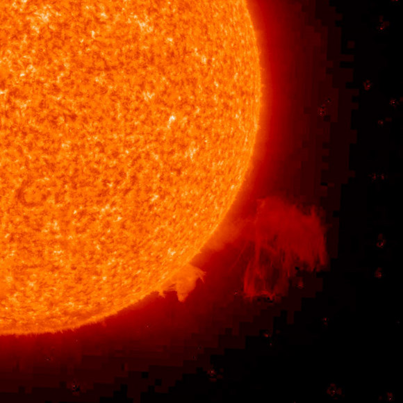 CME on Dec. 14, 2009.  Credit: NASA, SoHO
