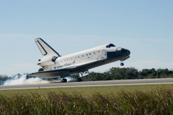 Atlantis lands following the STS-129 mission in November, 2009. Credit: NASA