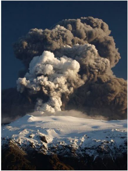 The plume of Eyjafjallajokull volcano on April 17, 2010. Image courtesy of and copyright Snaevarr Gudmundsson.