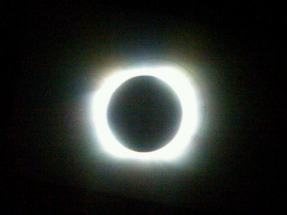 What Happens During a Solar Eclipse What Happens During a Solar Eclipse