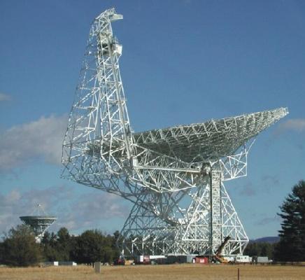 Robert C. Byrd Green Bank Telescope CREDIT: NRAO/AUI/NSF