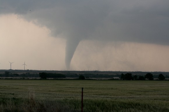 How Do Tornadoes Form