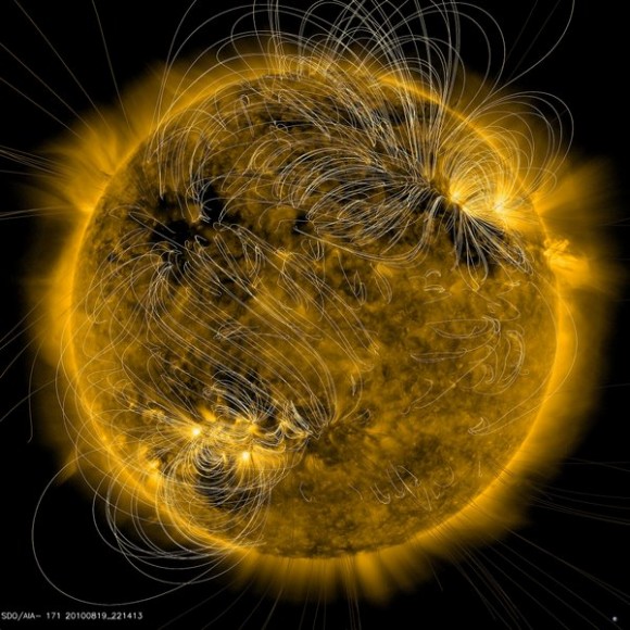 Magnetic field lines on the Sun, on August 20, 2010. Credit: NASA SDO/Lockheed Martin Space Systems Company
