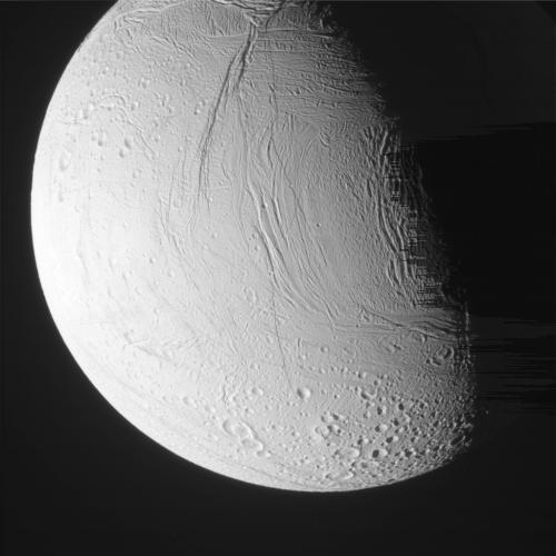 Closeup of Enceladus from approximately 78,015 kilometers away. Credit: NASA/JPL/SSI