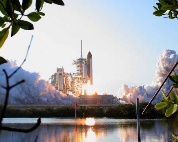 Discovery just moments after her final liftoff. Credit: Alan Walters (awaltersphoto.com) for Universe Today.