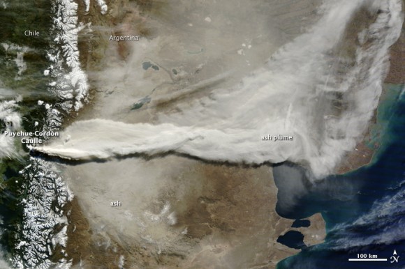 A gigantic plume of ash from the Puyehue-Cordón Volcano in Chile spreads across South America. This image was taken on June 13, 2011 by the Moderate Resolution Imaging Spectroradiometer (MODIS) on the Terra satellite. Credit: NASA and courtesy Jeff Schmaltz, MODIS Rapid Response Team at NASA GSFC.