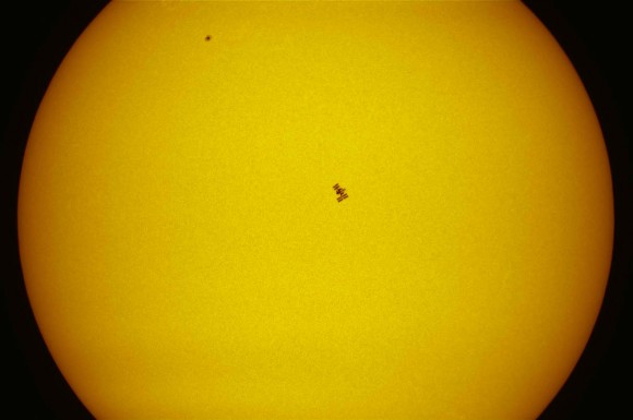 Solar transit taken on May 25th from France (Orleans), showing Endeavour docked to the ISS. Credit: Thierry Legault.