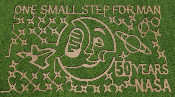 NASA-themed corn maze at Dewberry Farm in Brookshire, Texas. Image courtesty of The MAiZE Inc