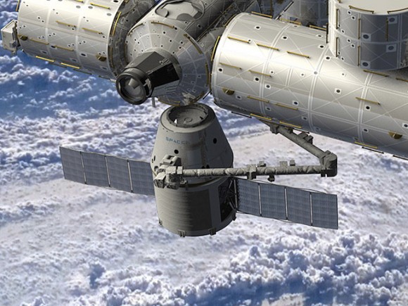 744042-spacex-dragon