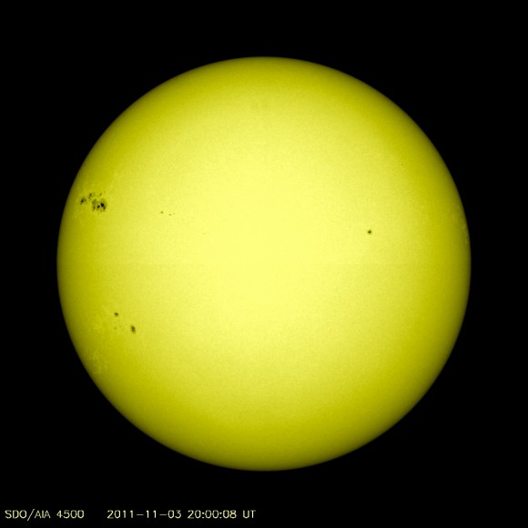 The Sun as of 20:00 UT on Nov. 3, 2011. AR 1339 is on the top left of the Sun. Credit SDO/GSFC