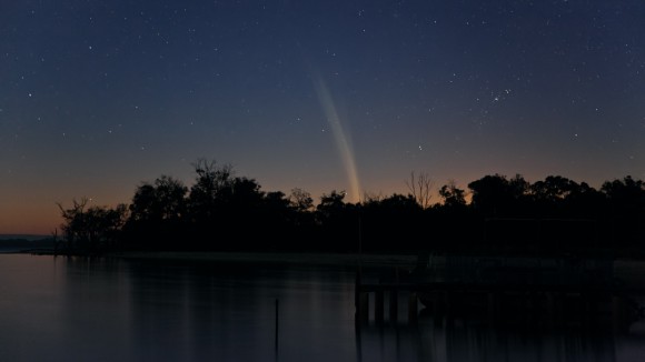 Comet Lovejoy by Colin Legg
