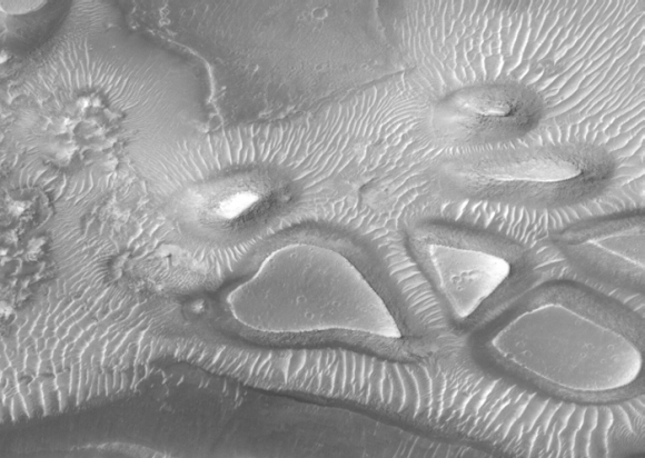 Heart_Crater13a