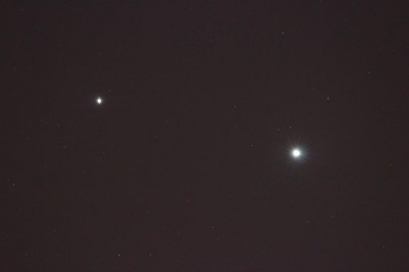 Venus-Jupiter Conjunction from Orlando, Florida by Hellobozos