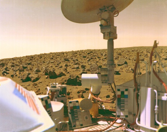 PIA01522