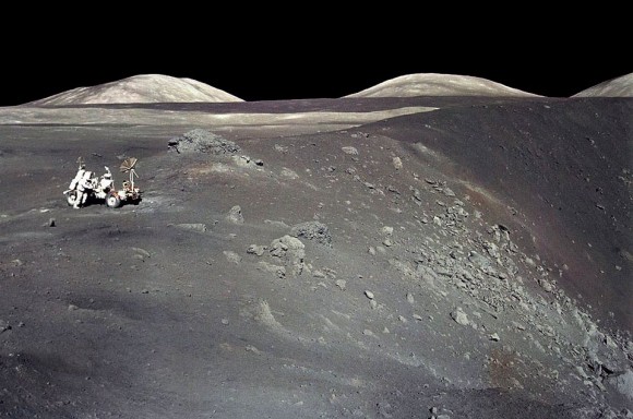 moonshorty_apollo17_960
