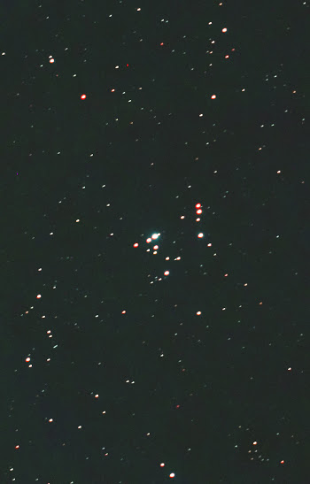 37 Cluster by Stuart Forman