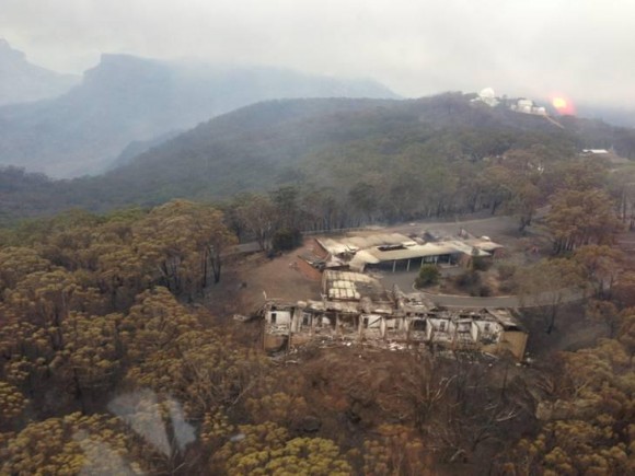 Bush fires destroyed the Lodge where visiting astronomers stayed while working at the Siding Springs Observatory. Photo via the New South Wales Rural Fire Service.