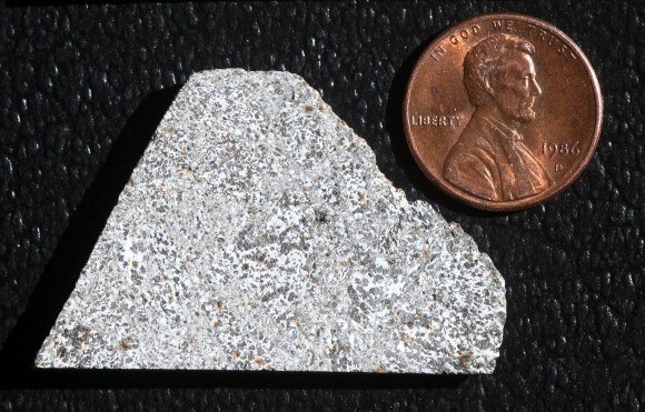 NWA 3147 is an achondrite eucrite meteorite most likely from the asteroid Vesta. You can see it has no chondrules. Credit: Bob King