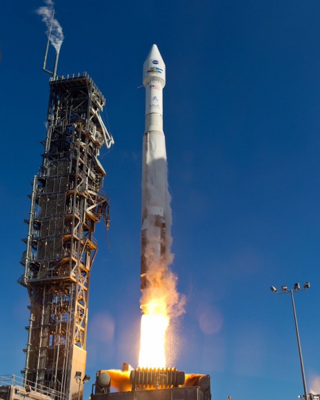 An Atlas-V rocket with the Landsat Data Continuity Mission (LDCM) spacecraft onboard is seen as it launches on Monday, Feb. 11, 2013 at Vandenberg Air Force Base, California. Credit: NASA