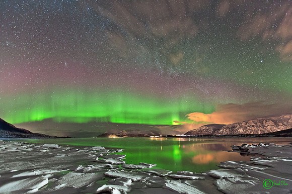 Aurora seen in Roksøy, Norway. March 2013. Credit and copyright: Frank Olsen. 