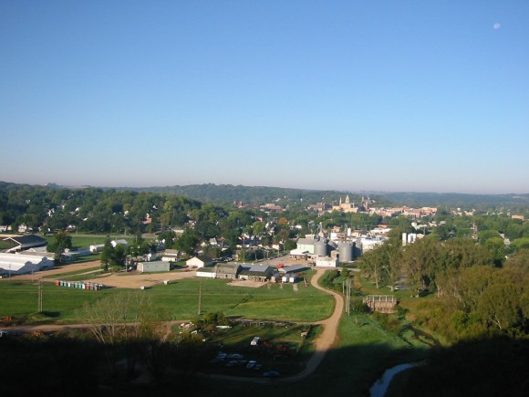 Looking westward over the modern day town of Decorah, Iowa. (Credit: USGS/Robert McKay Iowa Geological & Water Survey).