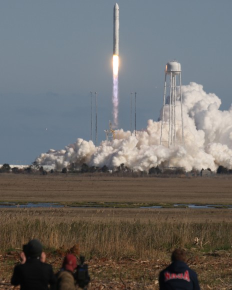 Antares maiden blastoff on April 21, 2013 from NASA Wallops Flight Facility. Credit: Mark Usciak/AmericaSpace