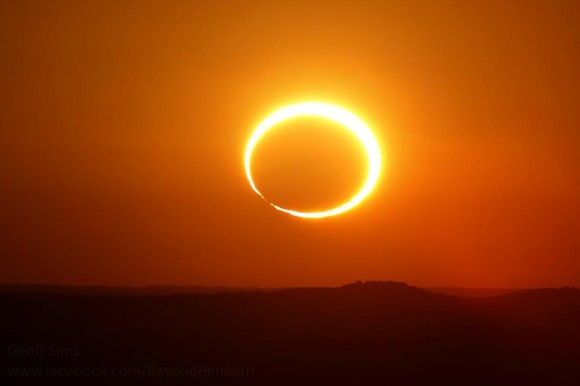 Bailey's Beads captured very briefly during last week's annular eclipse. (Credit: Geoff Sims).