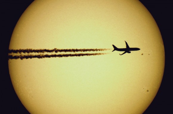 A detailed image of the Sun's photosphere taken near Paris, France, with an added detail: at 737 airplane. Credit and copyright: Sebastien Lebrigand.