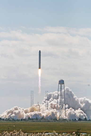 Antares rocket lifts off at 10:58 a.m. EDT Sept 18 with commercial Cygnus cargo resupply ship bound for the International Space Station (ISS) from Mid-Atlantic Regional Spaceport Pad-0A at NASA’s Wallops Flight Facility in Virginia. Credit: Ken Kremer (kenkremer.com)