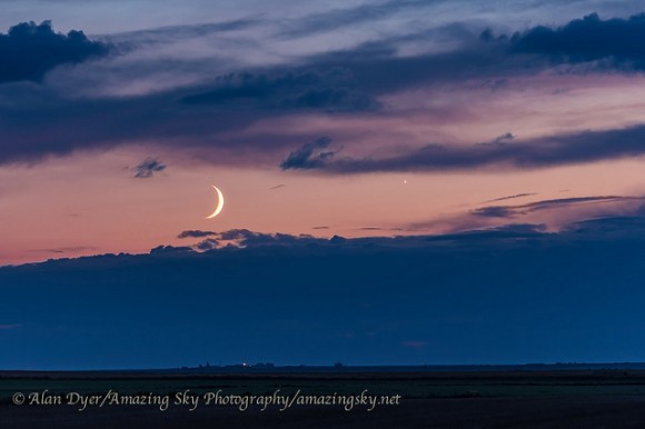 The waxing crescent Moon near Venus on the evening of Sunday, September 8, 2013, as seen from southern Alberta, Canada. Credit and copyright: Alan Dyer/Amazing Sky Photography.