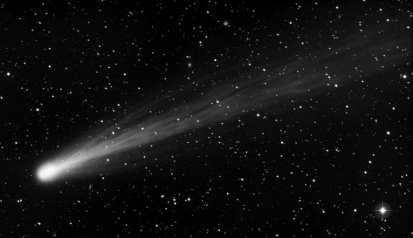 A widefield view of Comet ISON, taken from New Mexico Skies at 11h 59m UT on Nov. 15, 2013 using an FSQ 106 ED telescope and STL11K camera on a PME II mount. 1 x 10 min exposures. Credit and copyright: Joseph Brimacombe.