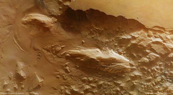 Layered deposits in Juventae Chasma as seen by the European Space Agency's Mars Express orbiter's high-resolution stereo camera in November 2013. Credit: ESA/DLR/FU Berlin (G. Neukum)